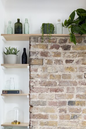Living area - Cuckooz Bloomsbury Apartments (London)