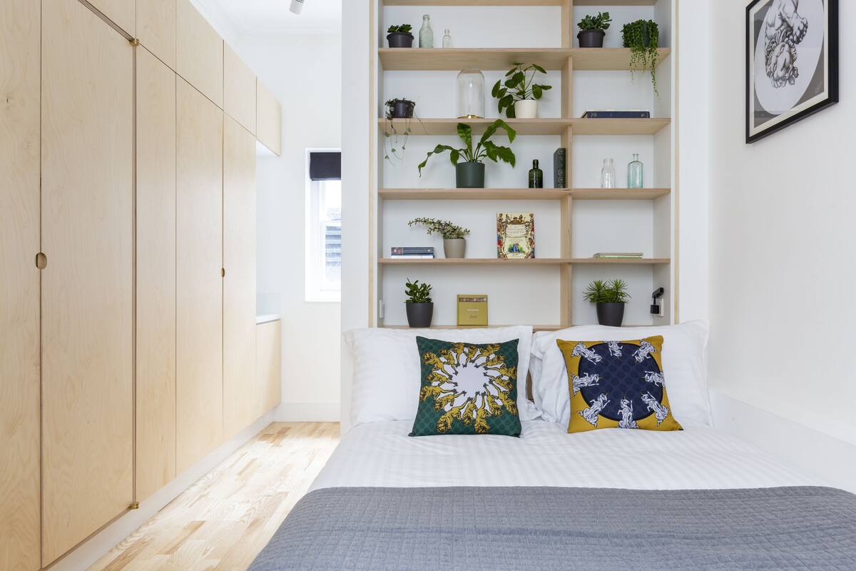 Studio Apartment