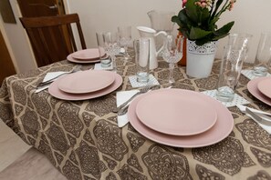 Interior - Laila's Comfortable City Apartment (Larnaca)