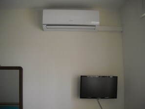 Comfort Double Room Single Use (Orchidea) | Free WiFi, bed sheets - Home Sweet Home (Matera)
