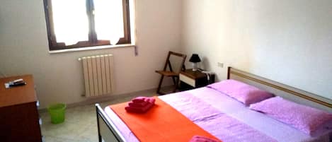 Wi-Fi gratuit, draps fournis