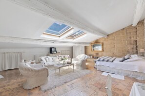 5 Schlafzimmer, Reisekinderbett, kostenloses WLAN