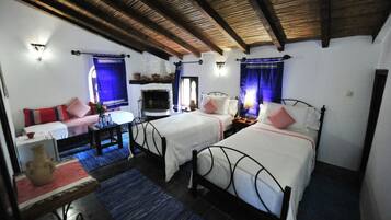 Minibar y ropa de cama