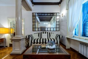 Flat-screen TV, DVD player - Villa Mediteran (Dubrovnik)