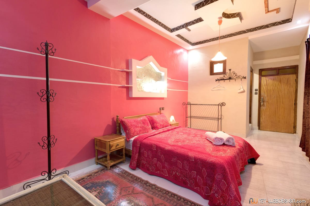 Standaard kamer, 1 twee- of 2 eenpersoonsbedden, niet-roken | 2 slaapkamers, luxe beddengoed, een bureau, verduisterende gordijnen