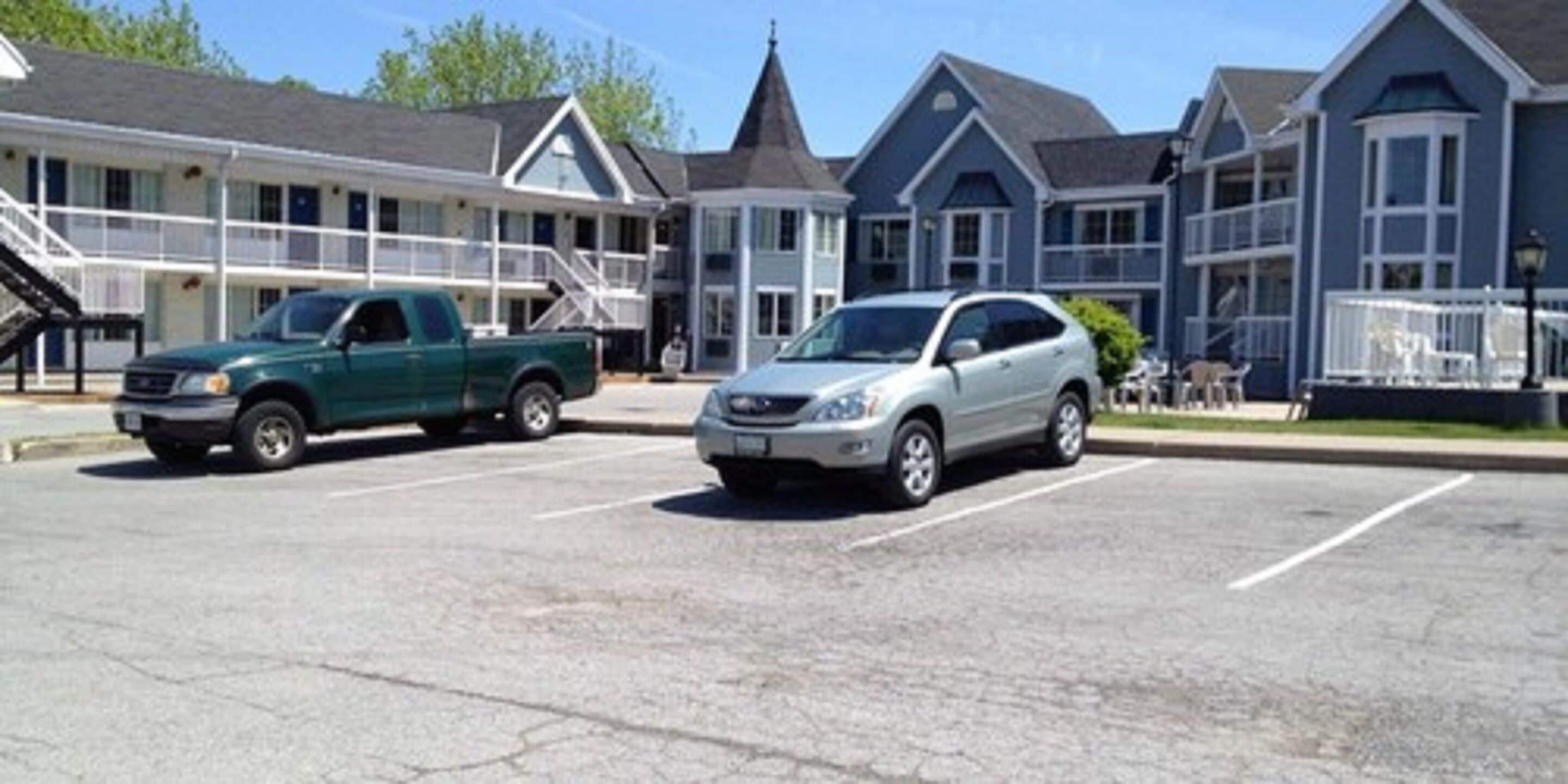 Foto - Falls Lodge & Suites