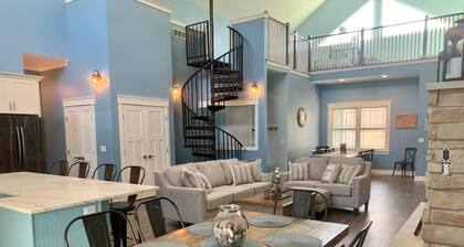 The Pavilion at South Haven: Poolside Oasis & Steps to Private Beach!