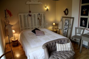 2 間臥室、迷你吧、獨特裝潢、布置獨特