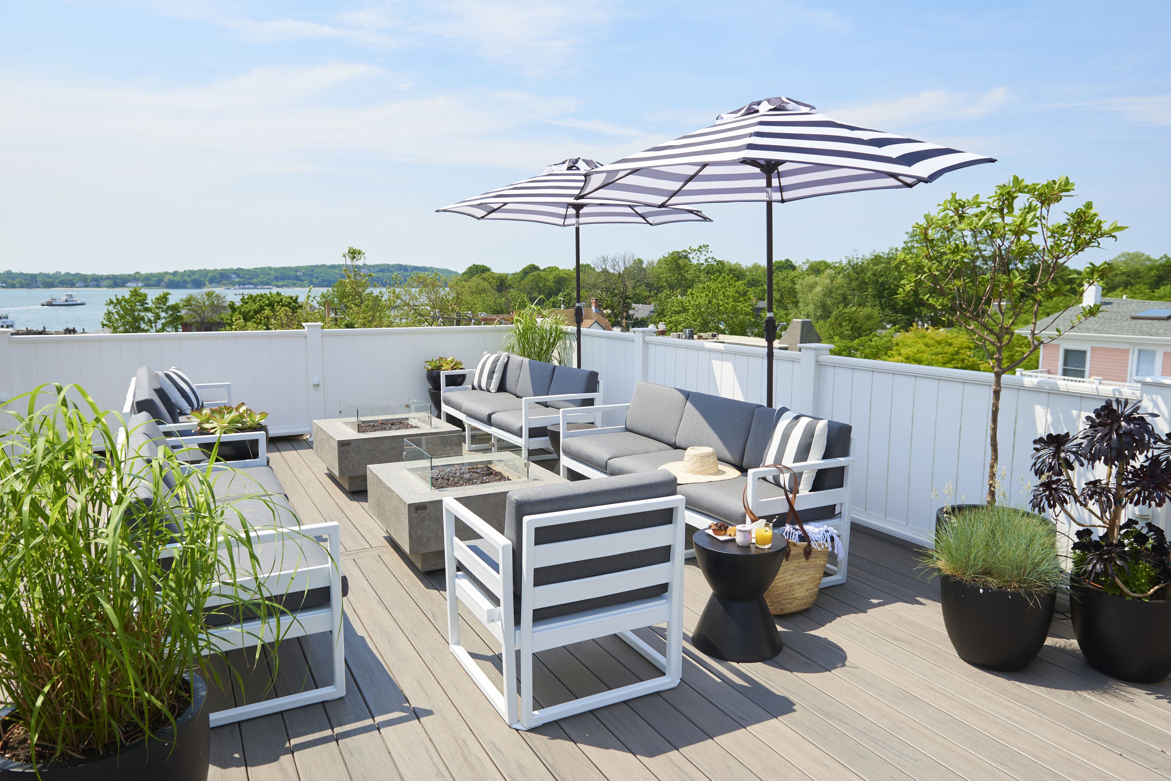 sun deck