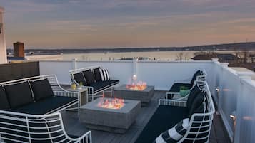 Sun deck