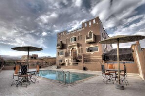 Outdoor pool - Riad Dar Bab Todra (Tinghir)