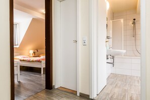 Apartment, 2 Bedrooms, Kitchen (W8) - Tripcologne Apartments since 2013 (Cologne)