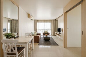 Suite | Living area | LED TV