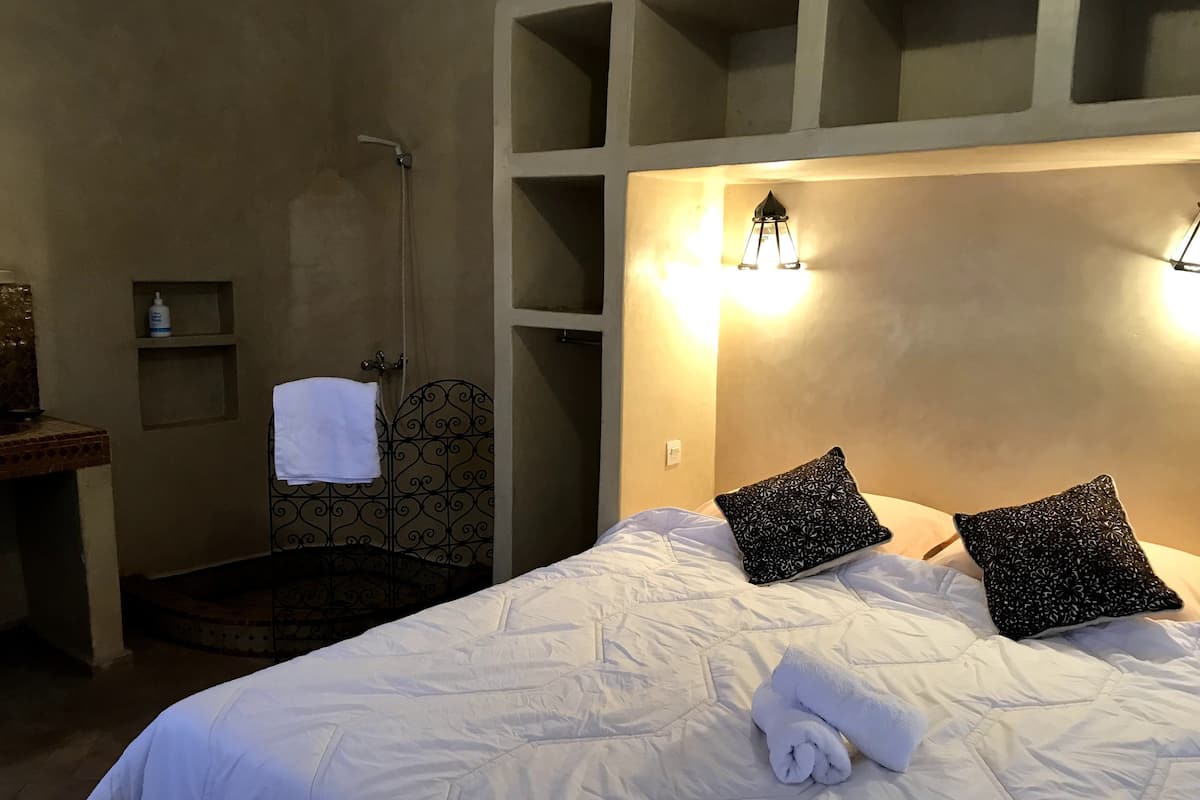 In-room safe, desk, blackout curtains, soundproofing