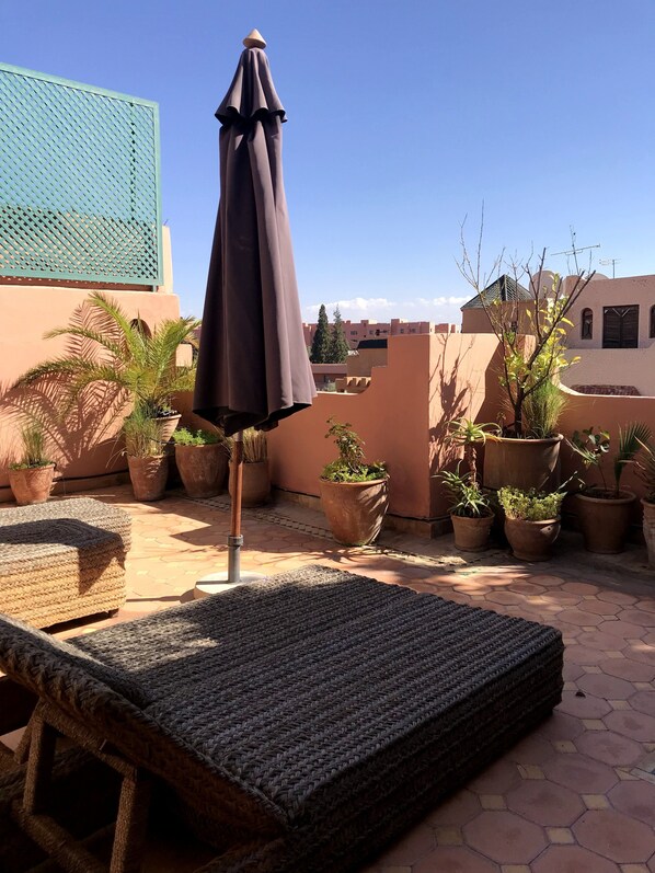 شرفة/رواق