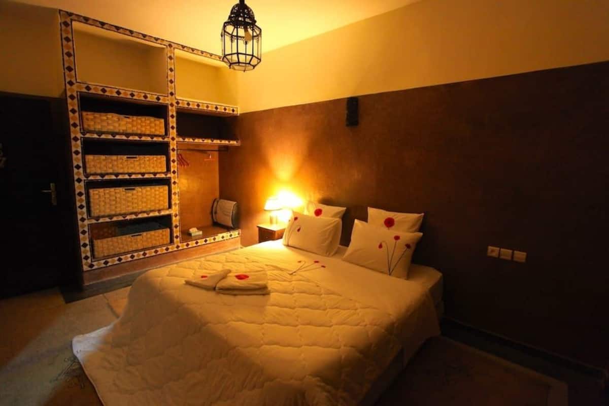 In-room safe, desk, blackout curtains, soundproofing
