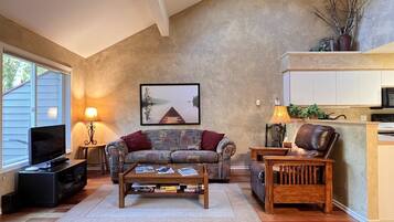 Condo (MH209) | Exterior