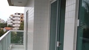 Apartment, 2 Bedrooms | Balcony - 2 Qtos Predio Novo em Cabo Frio (Cabo Frio)
