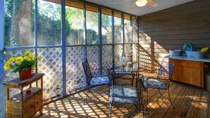 Casa, 2 camas Queen size (Donna`s Escape) | Balcón