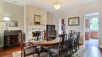 House, Multiple Beds (Change Of Place Main House) | 3 bedrooms, iron/ironing board, bed sheets