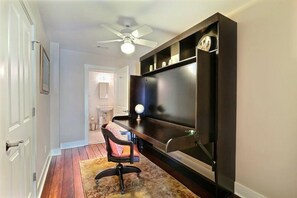House, Multiple Beds (Change of Place Estate) | 4 bedrooms, iron/ironing board, bed sheets - Change of Place Estate (Savannah)