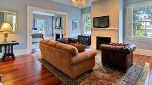 House, 1 Queen Bed (Bird Baldwin Parlor) | Living room - Bird Baldwin Parlor (Savannah)