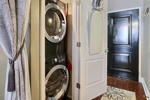 Apartament, 2 llits de matrimoni (Broughton Hideaway) | Bugaderia