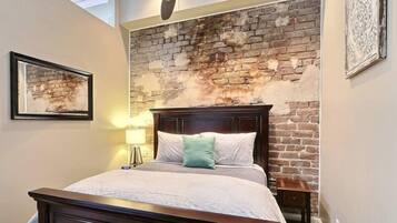 Apartment, 2 Queen Beds (Broughton Hideaway) | 2 bedrooms