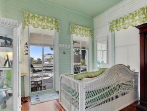 4 Schlafzimmer, Schreibtisch, kostenloses WLAN