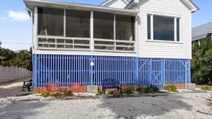 Front of property - Seas the Day (Tybee Island)