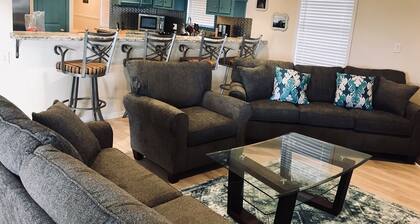 *** NOUVELLE LISTE The Grand Creek Retreat Sleeps 15