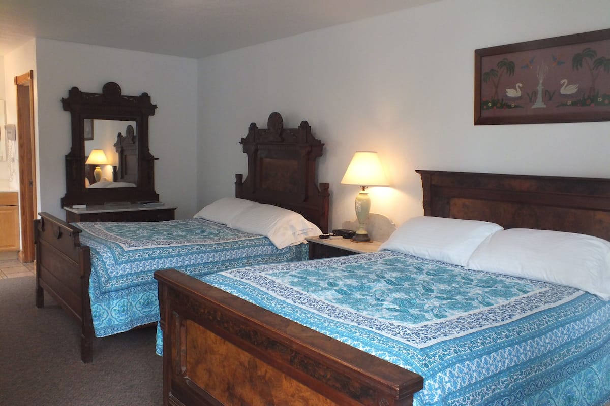 Standard Room, 2 Double Beds, Non Smoking