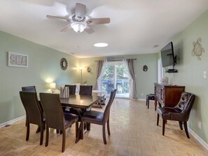 House, Multiple Beds (Tybee Exposure) | Living room