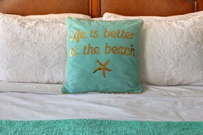Room - The Desoto (Tybee Island)