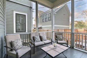 House, Multiple Beds (Waldburg Manor) | Balcony - Waldburg Manor (Savannah)