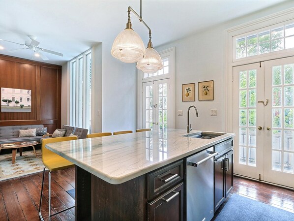 House, Multiple Beds (Seona House) | Private kitchen - Seona House (Savannah)