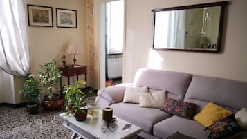 Coin salon dans le hall