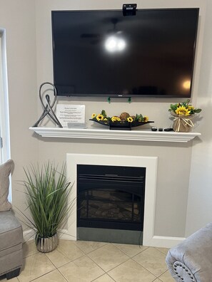 Interior - Mountain View Paradise - Unit 3507 - FREE Attraction Ticket with EACH night Stay (Including Dollywood) (Pigeon Forge)