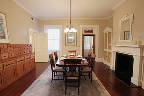 House, Multiple Beds (Oglethorpe Estate) | Private kitchen | Microwave, cookware/dishes/utensils - Oglethorpe Estate (Savannah)