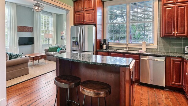 House, Multiple Beds (Mint Julep Estate) | Private kitchen - Mint Julep Estate (Savannah)