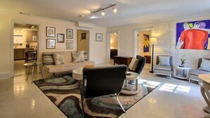 House, Multiple Beds (Hip Savannah Pad) | Living room - Hip Savannah Pad (Savannah)