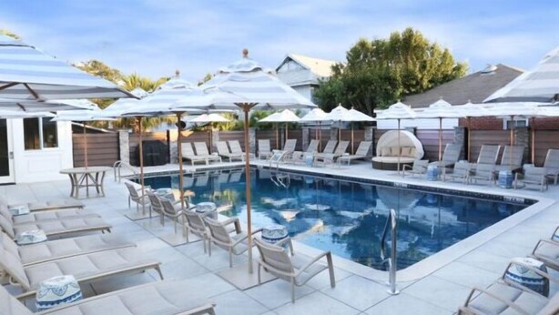 House, Multiple Beds (Hip Savannah Pad) | Pool | Outdoor pool - Hip Savannah Pad (Savannah)