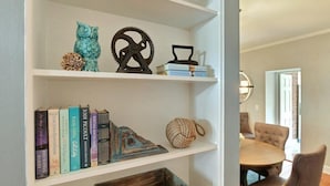 Apartment, Mehrere Betten (Historic Townhouse on Tattnall) | Innenbereich