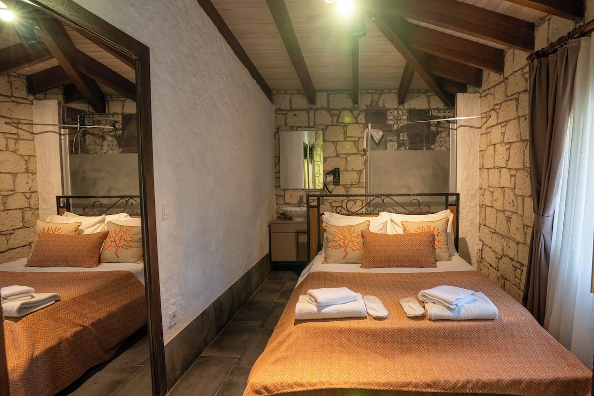 Standard Room, Garden Area | 1 bedroom, soundproofing, free WiFi, bed sheets