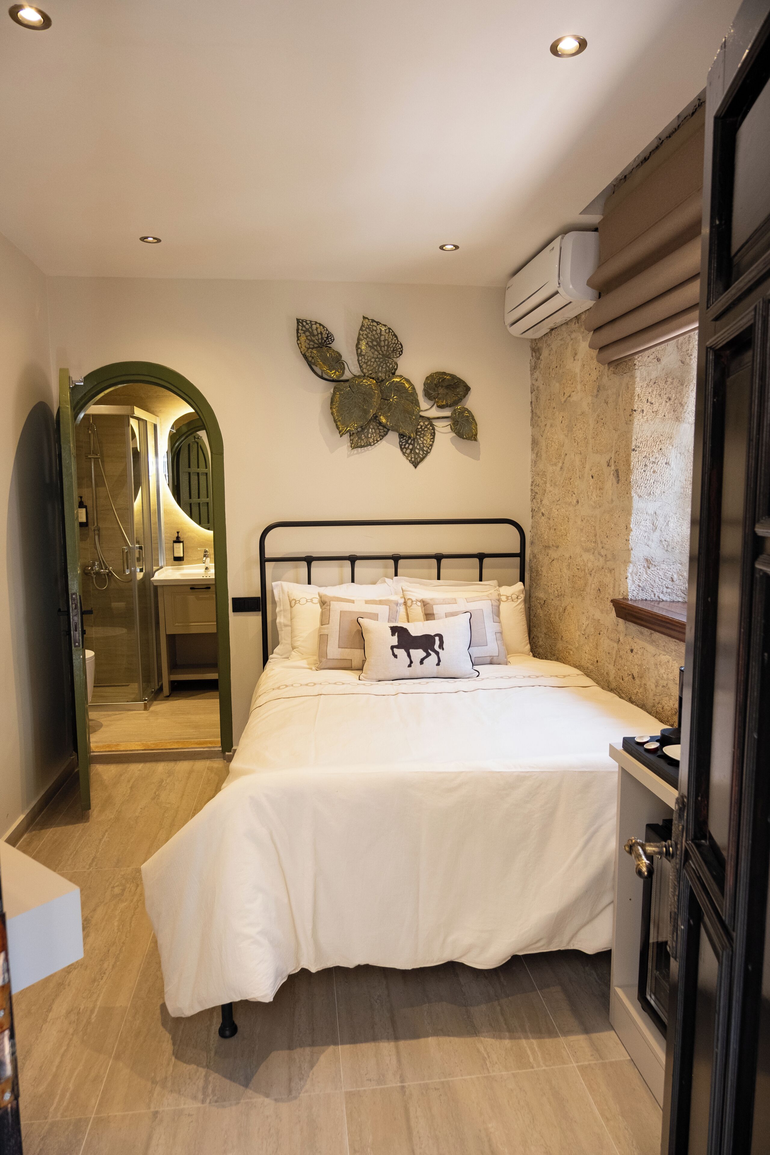 Economy Double Room | Soundproofing, free WiFi, bed sheets