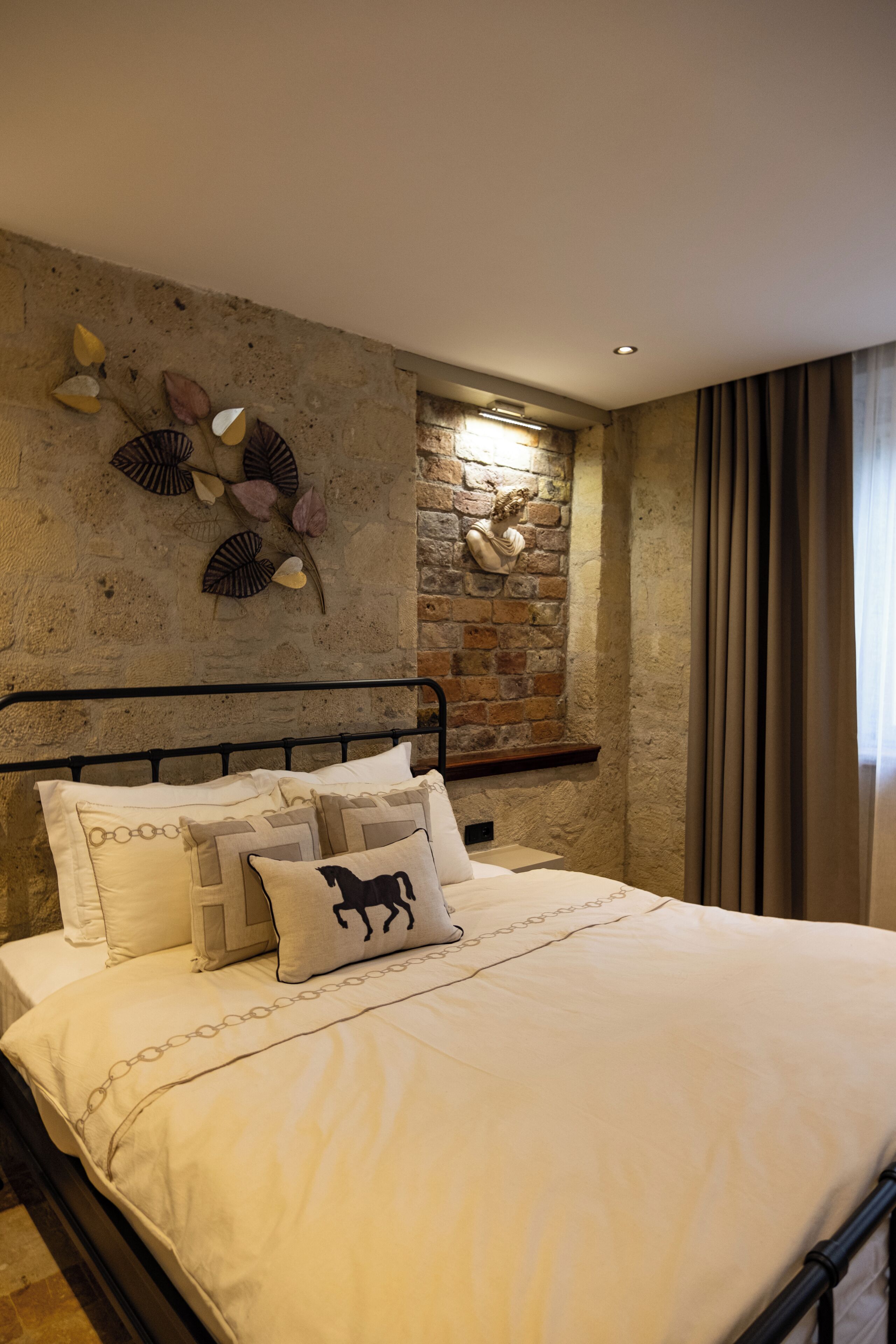 Standard Room | Soundproofing, free WiFi, bed sheets