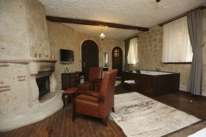 Egyptian cotton sheets, premium bedding, Tempur-Pedic beds - La Bien Alacati - Adults Only (Cesme)