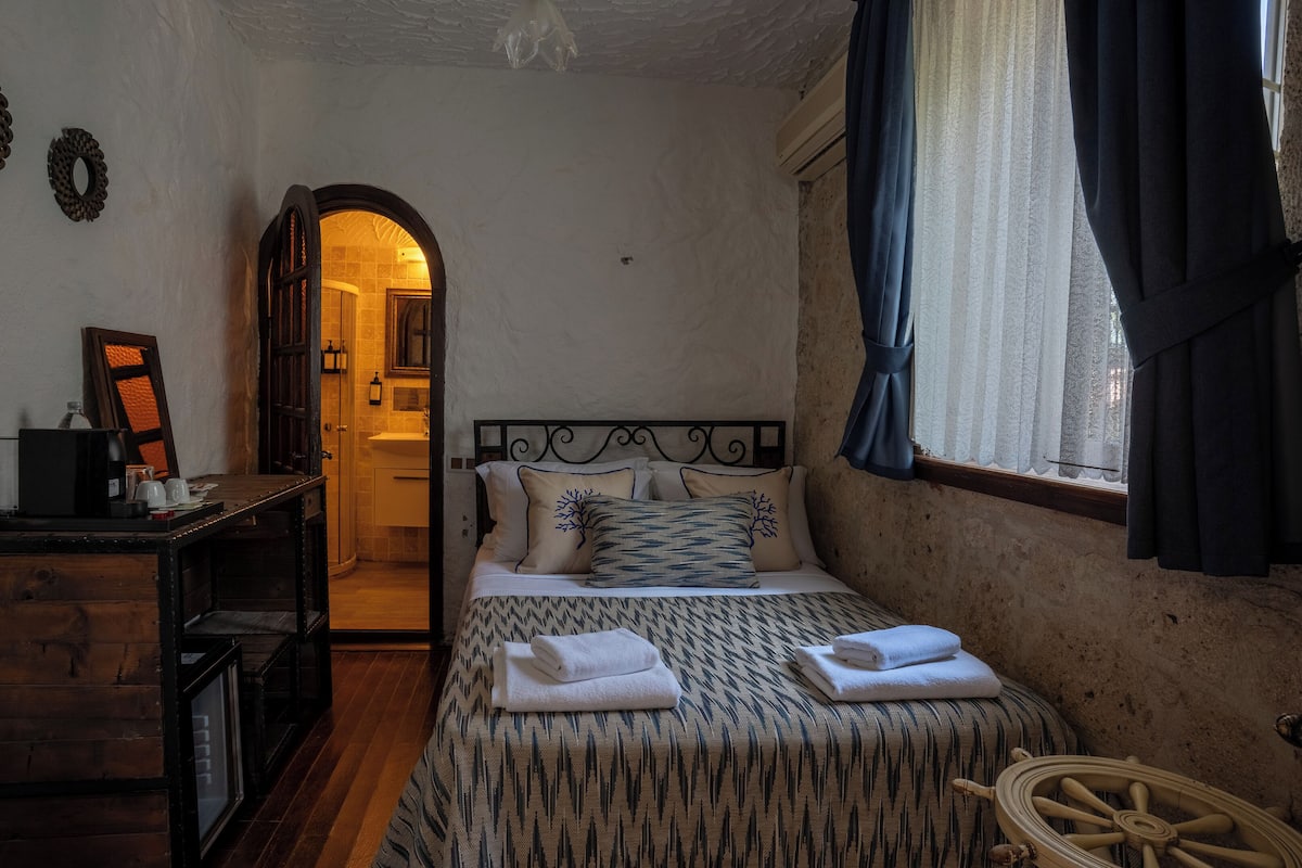 Economy Room | 1 bedroom, soundproofing, free WiFi, bed sheets
