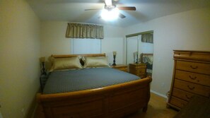 4 bedrooms, WiFi, bed sheets - Dripping Springs Beautiful Views (Dripping Springs)