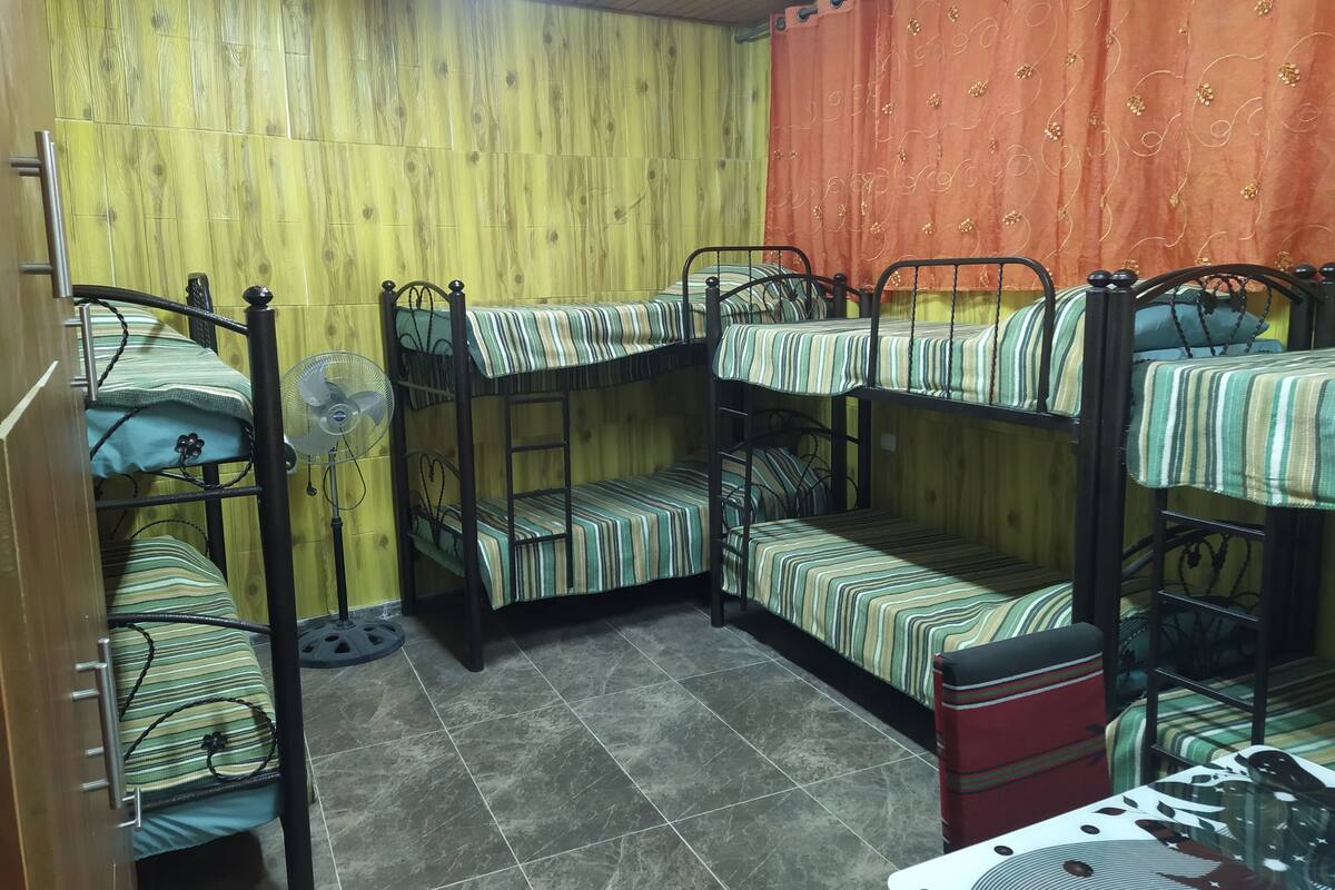 Free WiFi, bed sheets